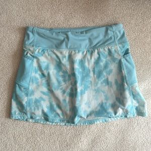 Girls Athleta skort xl 14 blue and white tie dye EUC
